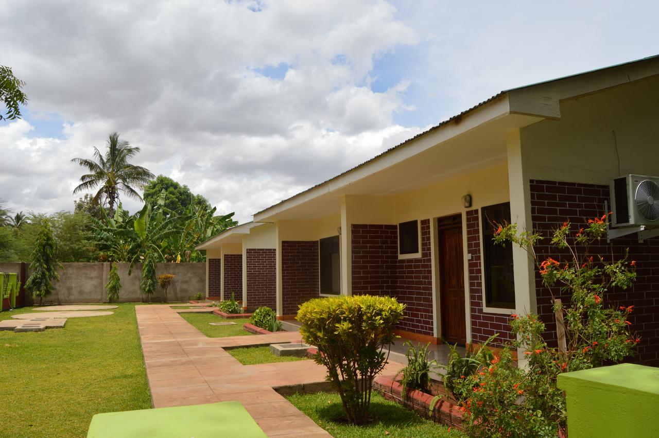 Twiga Lodge And Campsite Mto wa Mbu Exterior foto