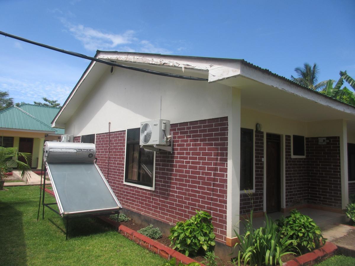Twiga Lodge And Campsite Mto wa Mbu Exterior foto